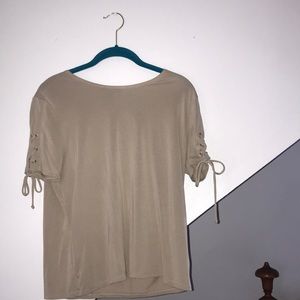 Forever 21 Tied Short Sleeve Shirt- Size M